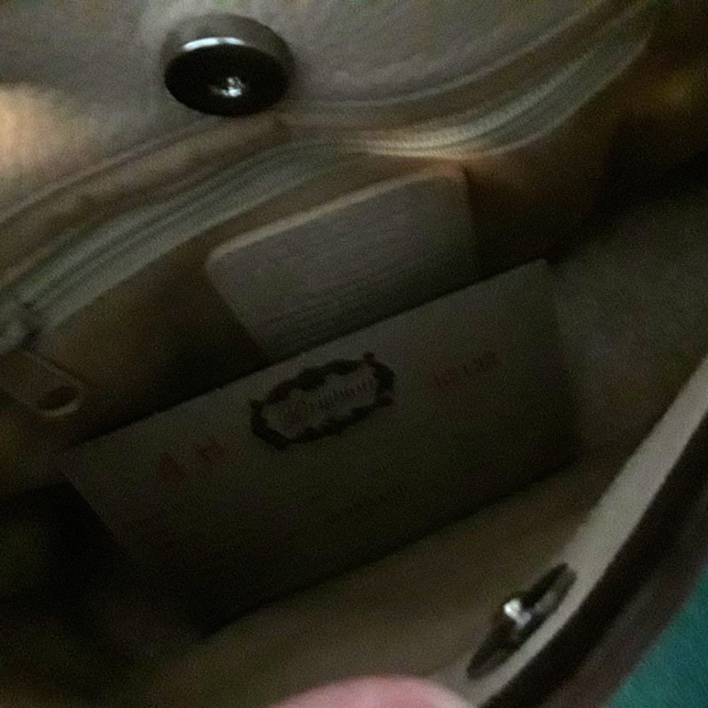 Purse - Picture 3 of 3